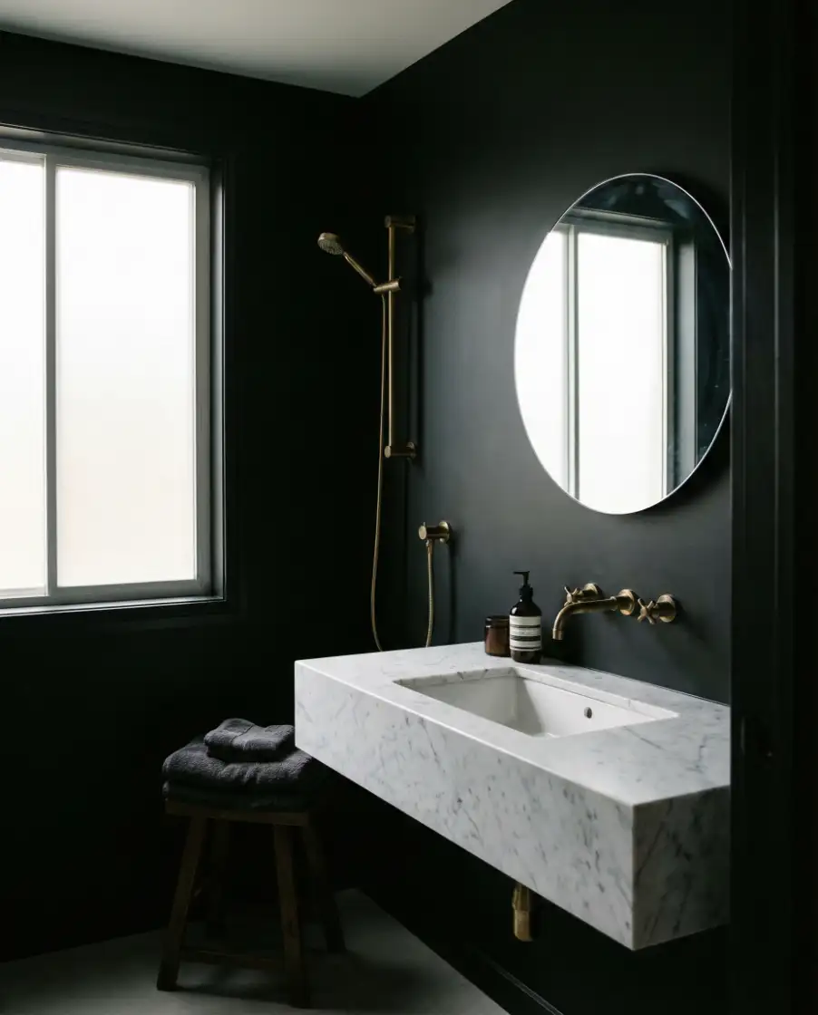 Dark Bathrooms with Dramatic Personality 1