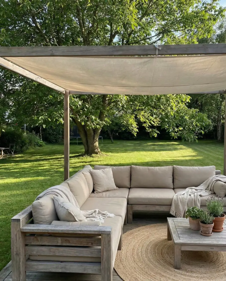 Kids-Friendly Cozy Backyard 1