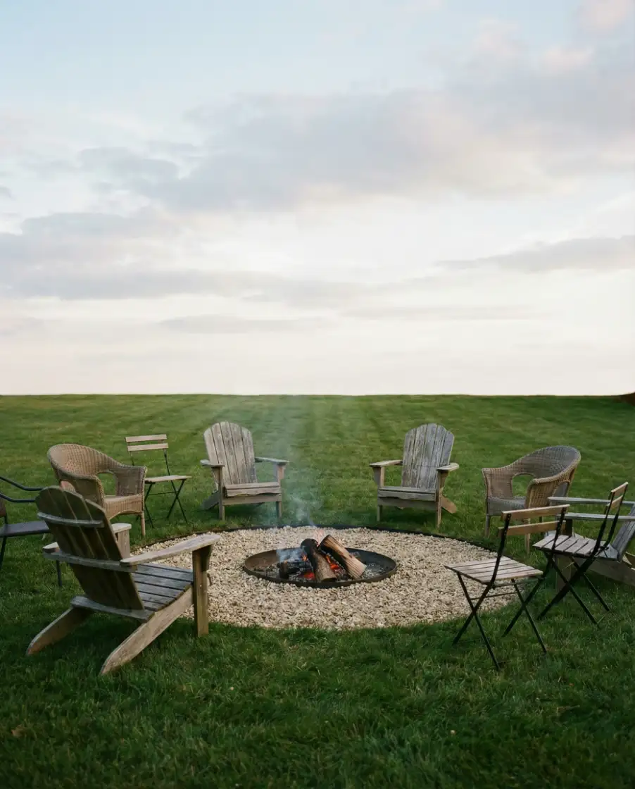 Simple In-Ground Fire Pit with Flexible Seating 1