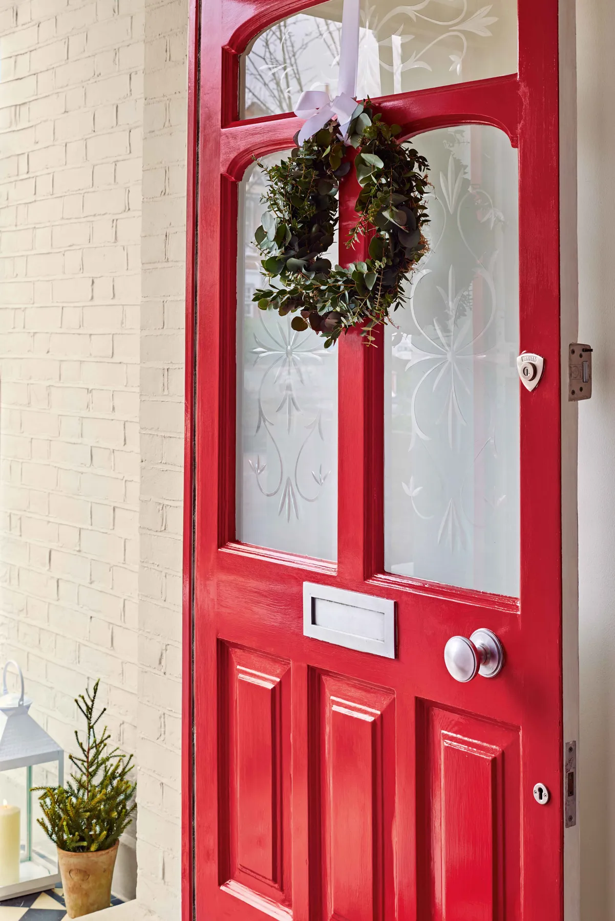 14 Christmas Front Door Decorating Ideas | Houzz IE