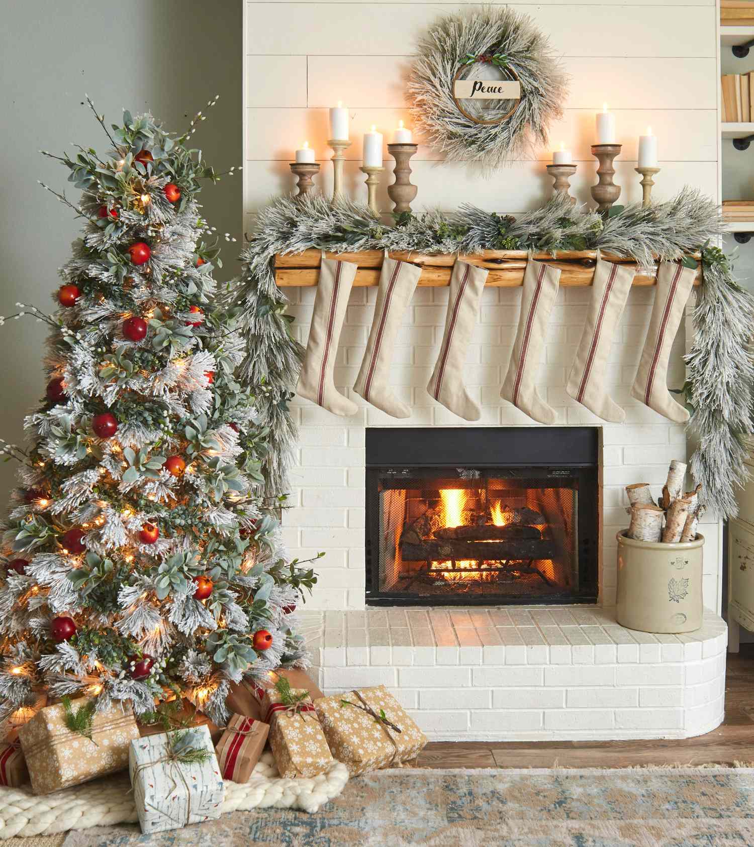 23 Farmhouse Christmas Decor Ideas