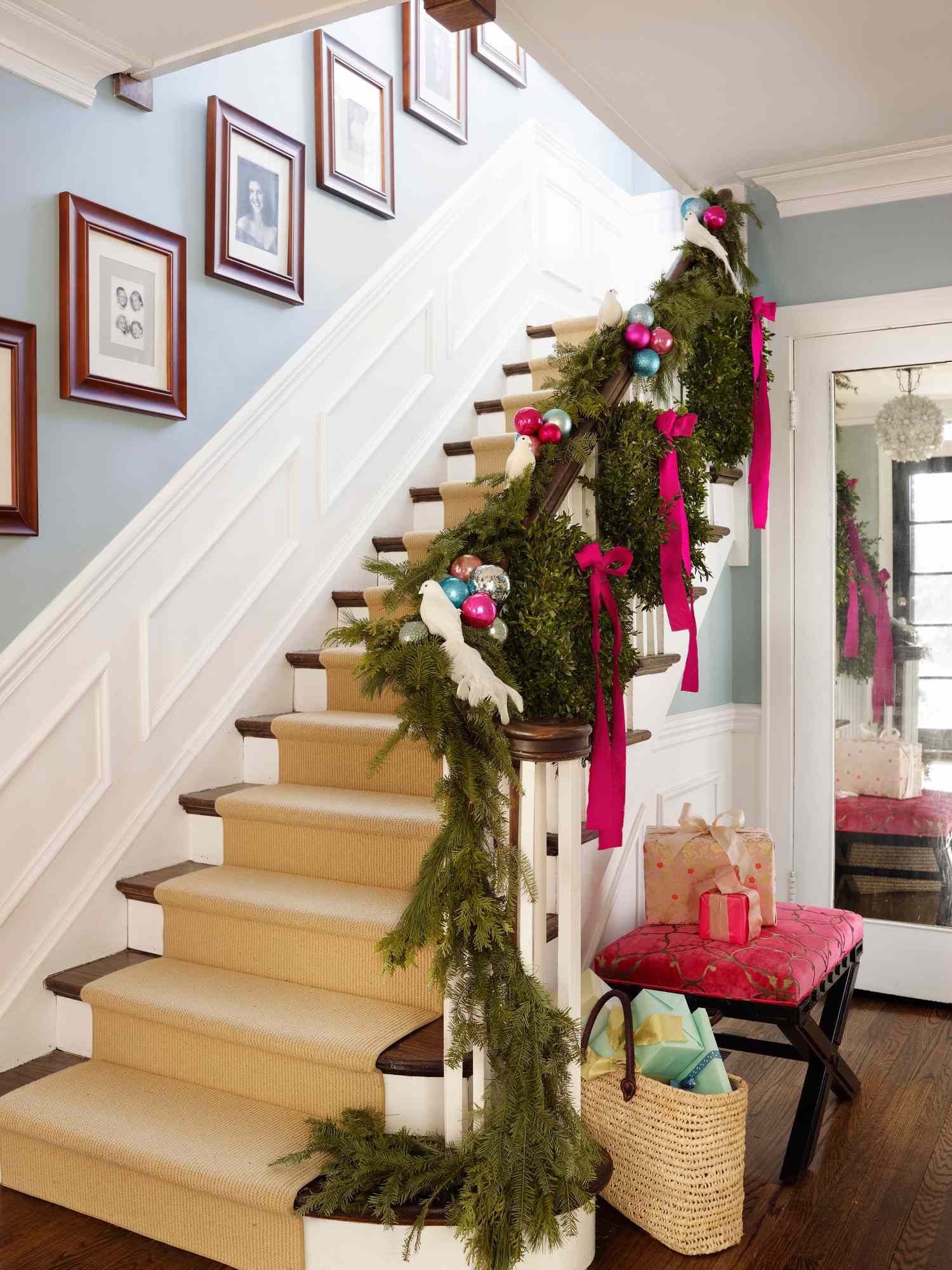 23 Merry and Bright Christmas Staircase Decorations