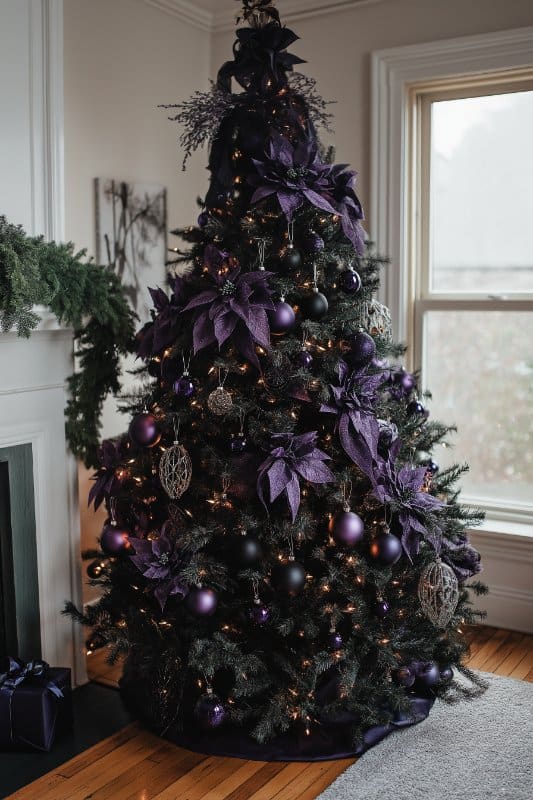 25 Black Christmas Tree Decorations: Stylish Ideas To Try