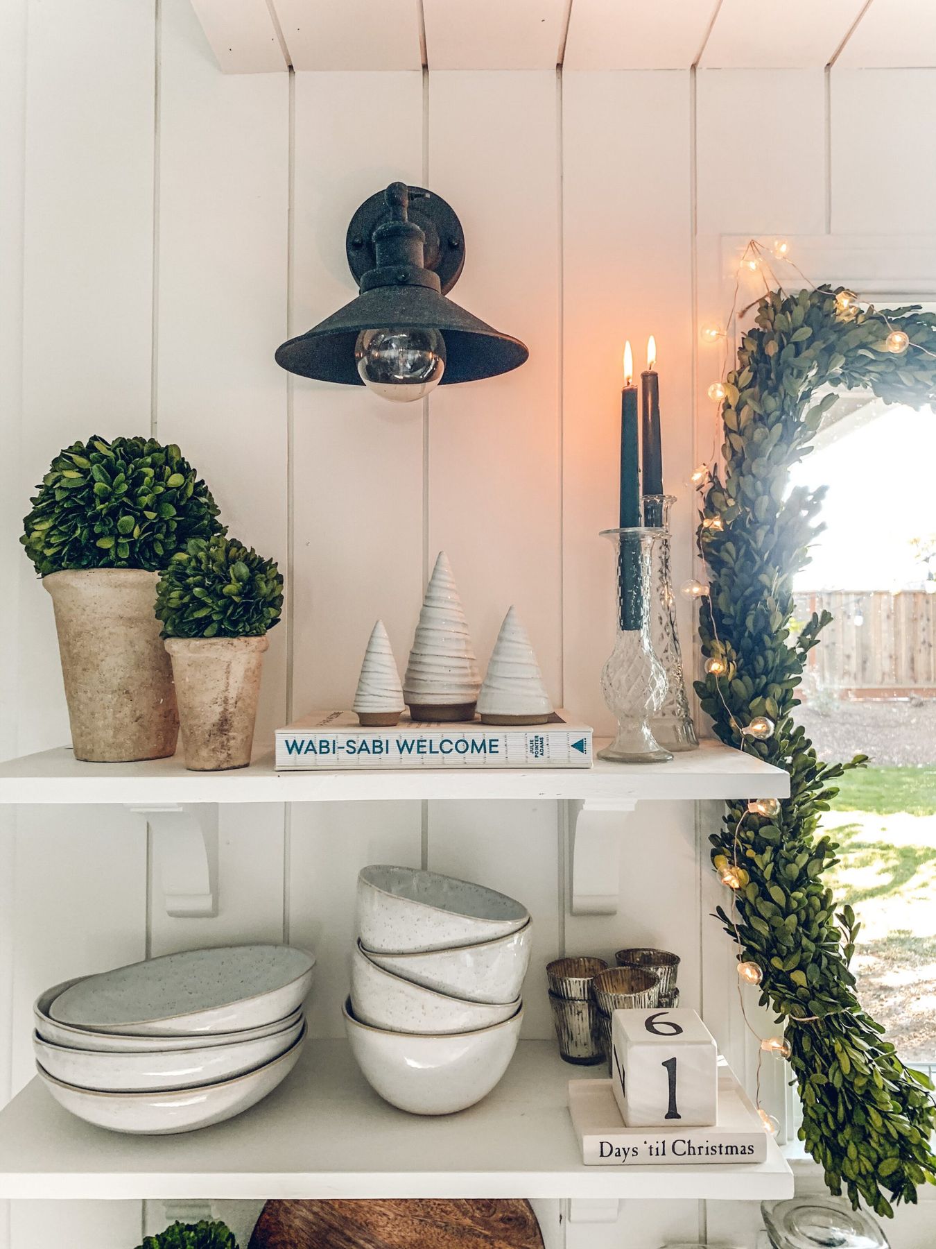4 tips to Style Shelves and mantels for Christmas. — REBECCA & GENEVIEVE