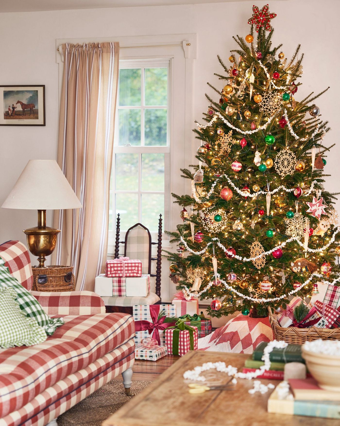 43 Rustic Christmas Tree Ideas that Feel Cozy and Timeless Decoración For  Christmas
