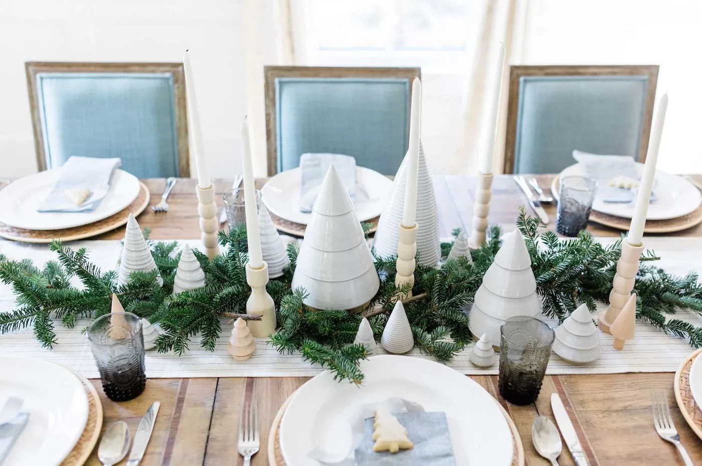 55 Festive and Easy DIY Christmas Centerpiece Ideas