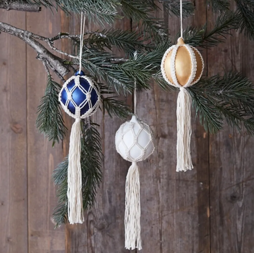 6 Best Free Macrame Christmas Patterns - Isabella Strambio Blog