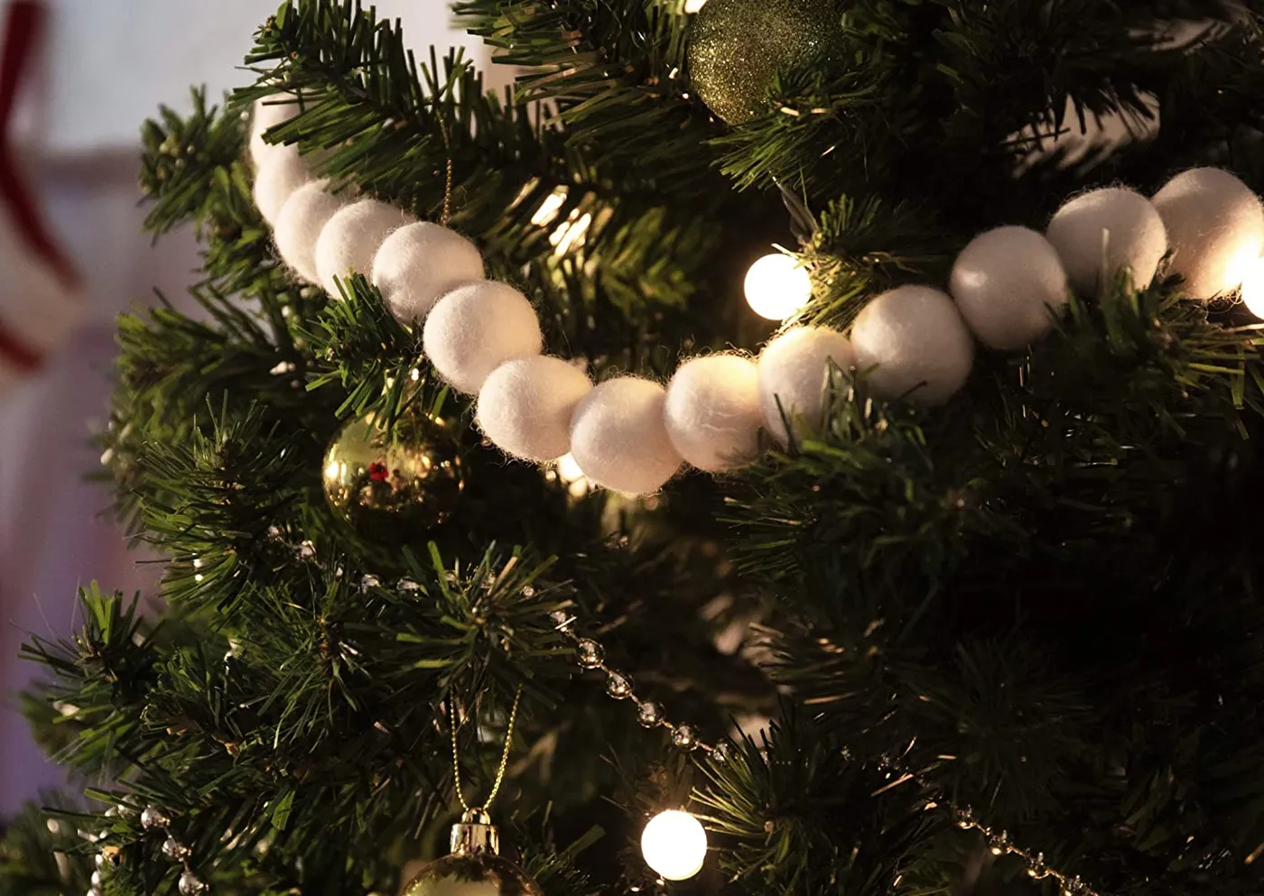 7 Foot White Wool Felt Ball Pom Pom Garland - Vintage Christmas Tree D -  One Holiday Way