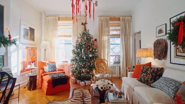7 Holiday Design Ideas From a Designer Who Went All In on Christmas — In  700 Square Feet