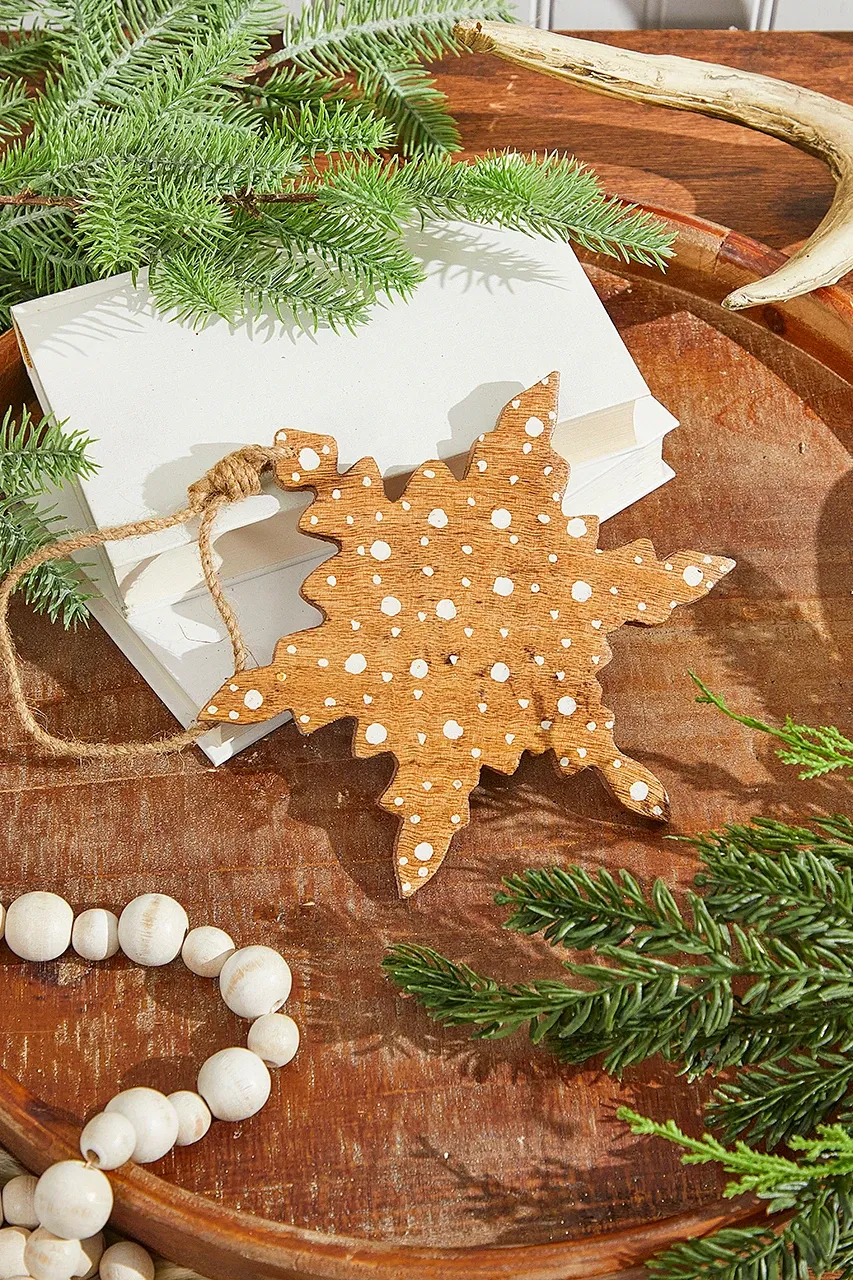 8' Wood Star Ornament