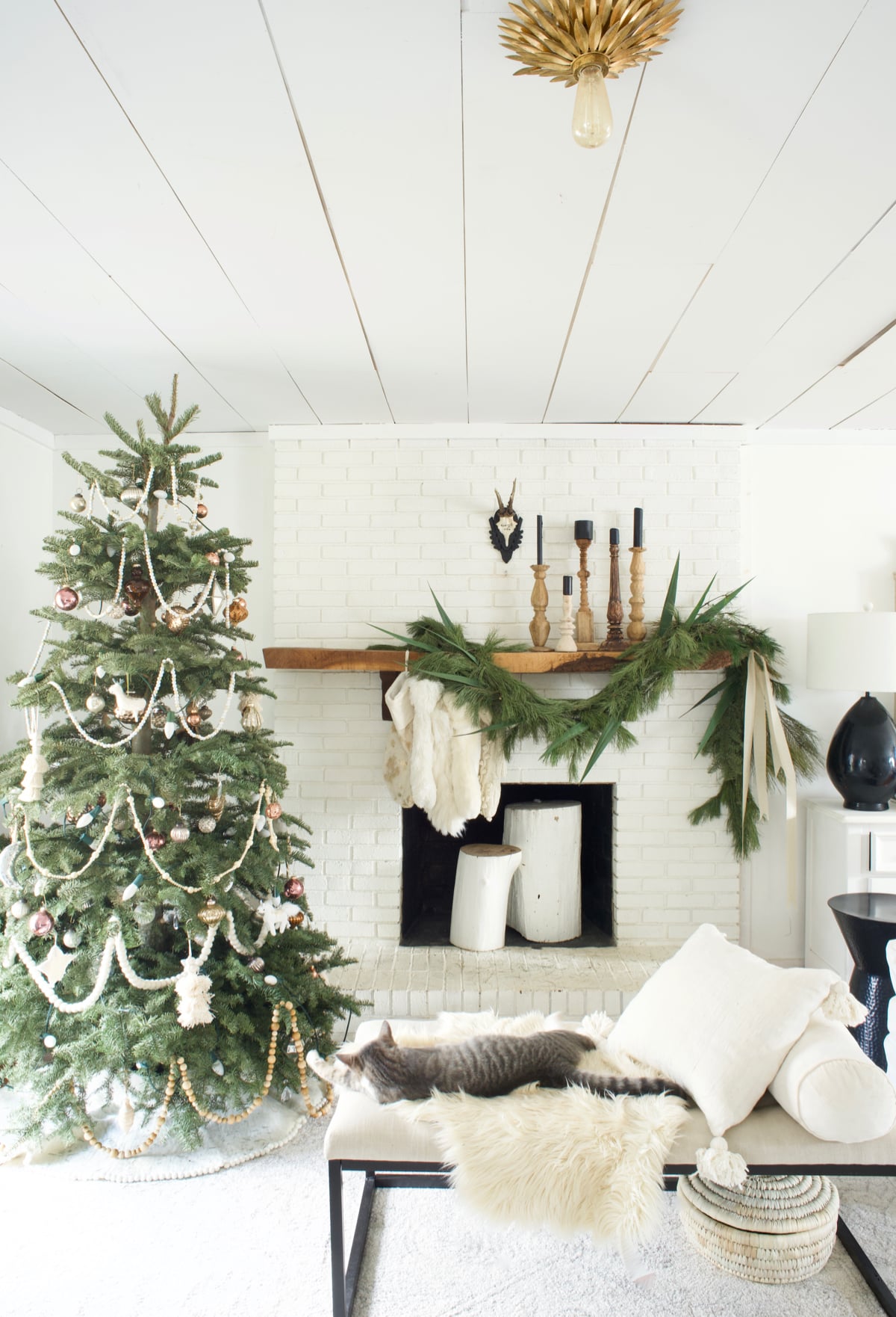 A Cozy Minimalist Christmas Home - Nesting Place