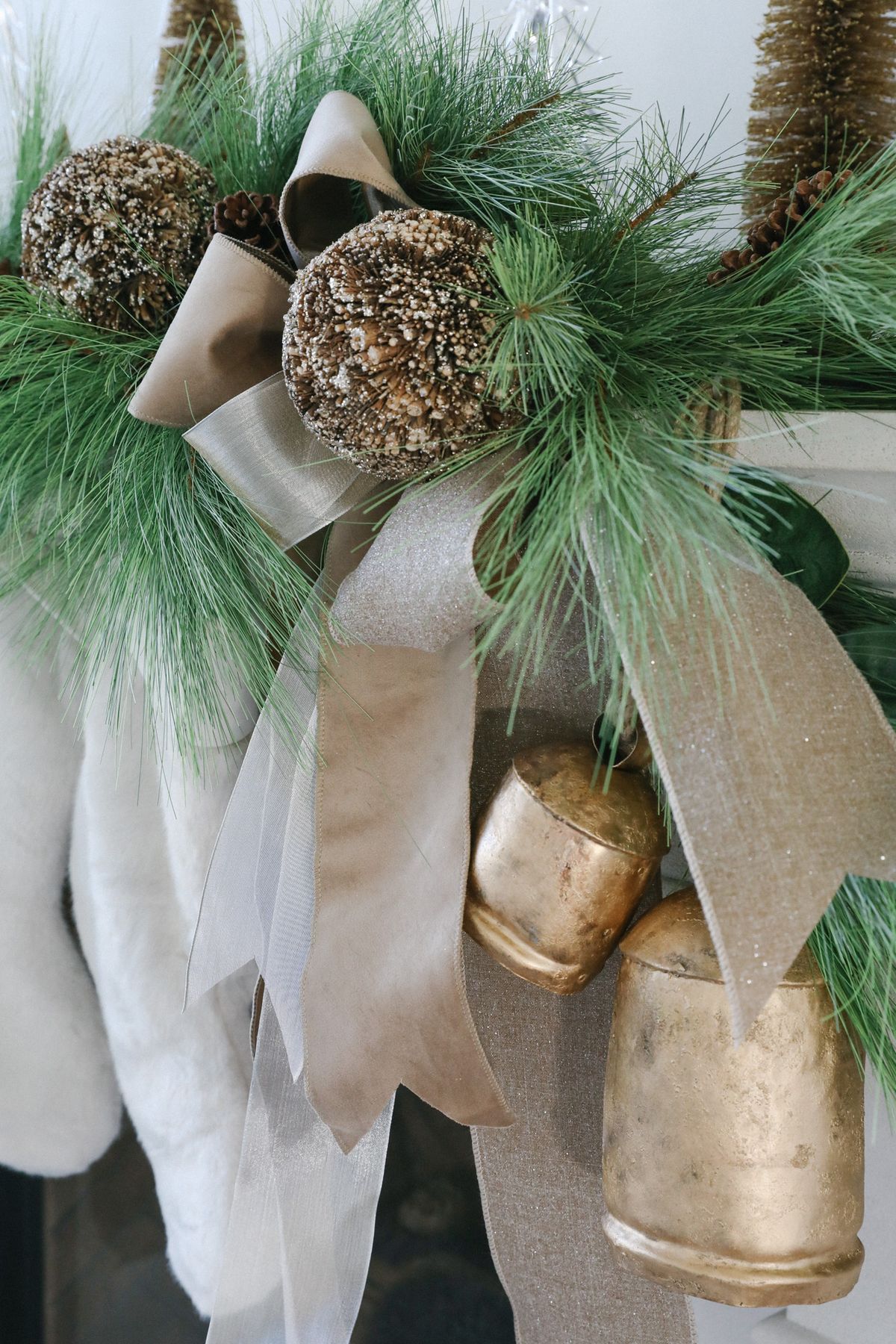 A Holiday Home Tour with Neutral Christmas Decorations - KATE KNOWLES HOME