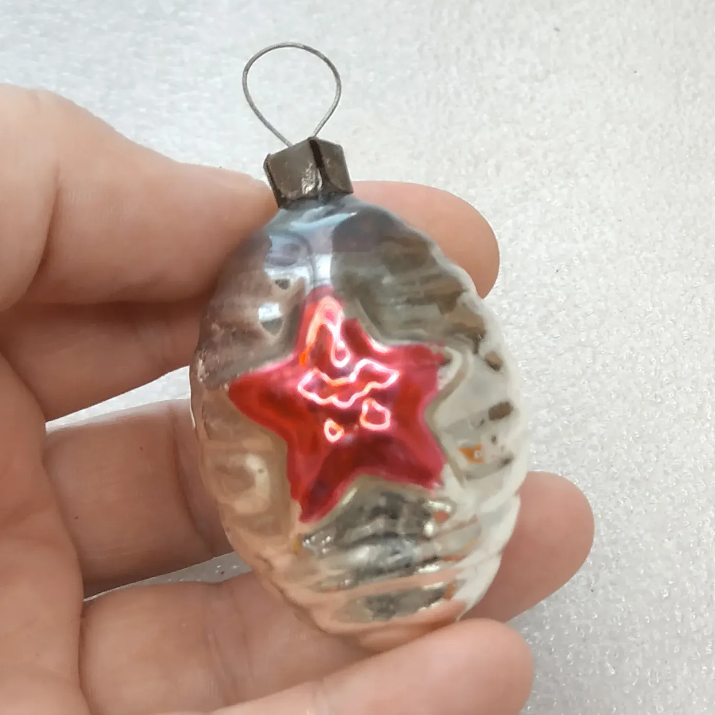Antique Vintage USSR Glass Christmas Ornament Fir Tree Hammer & Sickle –  Eugene's Vintage Christmas Ornaments