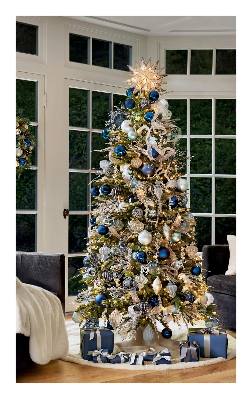 Balsam Hill - 2023 Best Sellers - 14' Gold Double-Sided Starburst Tree  Topper