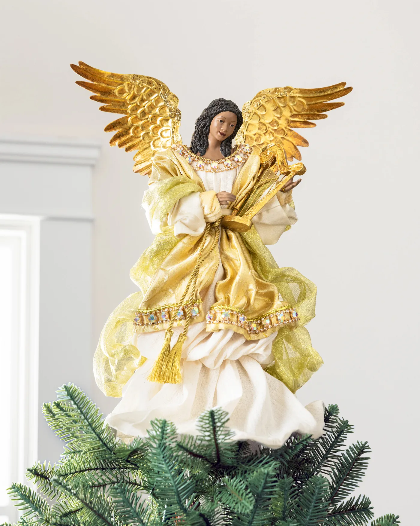 Balsam Hill - 2024 Holiday 1 - 14' Gilded Black Angel Tree Topper