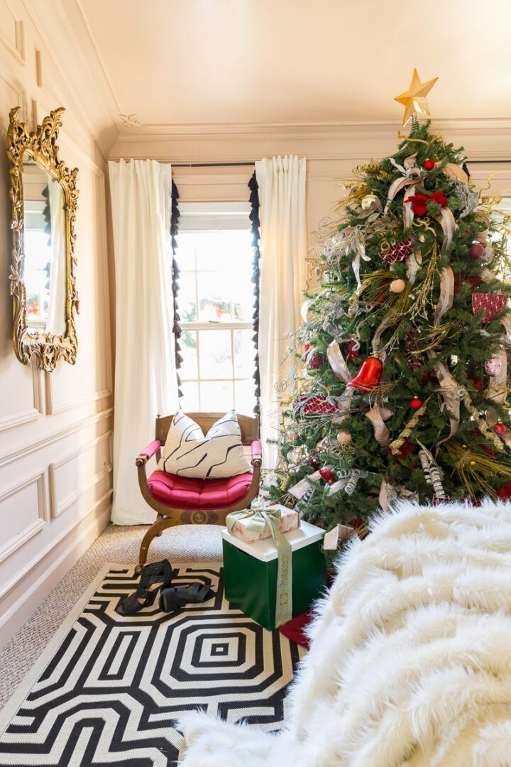Bedroom Christmas Tree and Decor ⋆ Jewel Marlowe