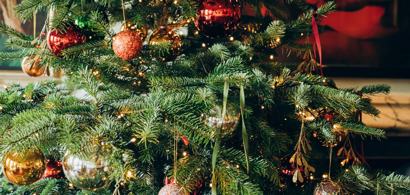 Bespoke Christmas Tree Decorating Service - Petersham Nurseries