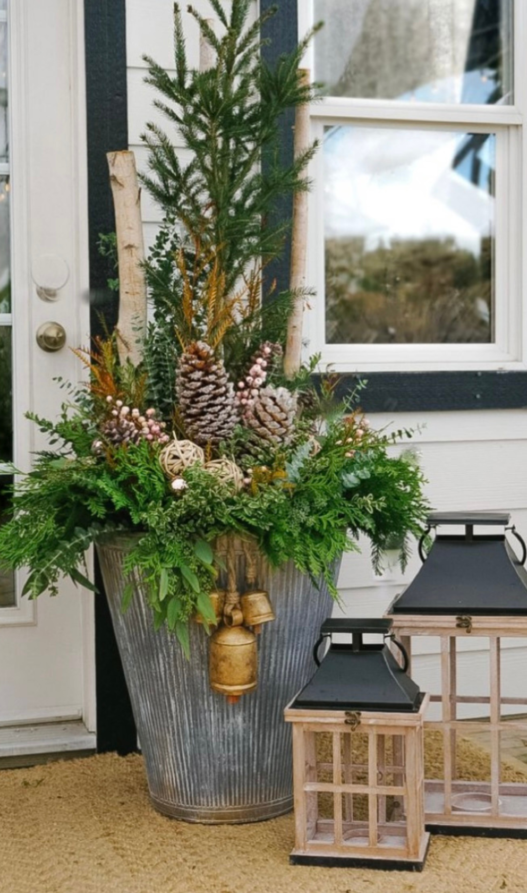 Budget Friendly Winter Planter - In 5 Easy Steps - ElleRose Studio