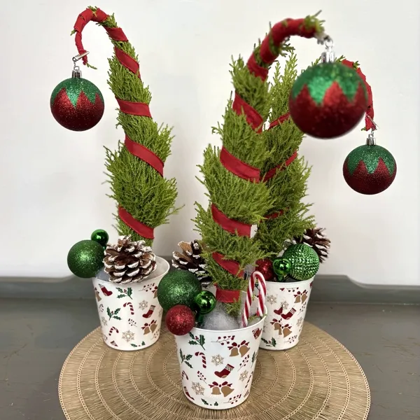 CH073 Whoville Tree Christmas Arrangement - Order Now!