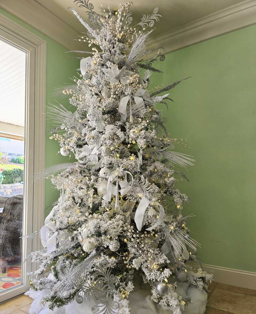 Champagne Radiance 7.5 Feet Kit – Lux Holiday Designs