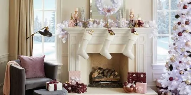 Christmas Mantel Décor Ideas for Your Fireplace - Homedepot.ca