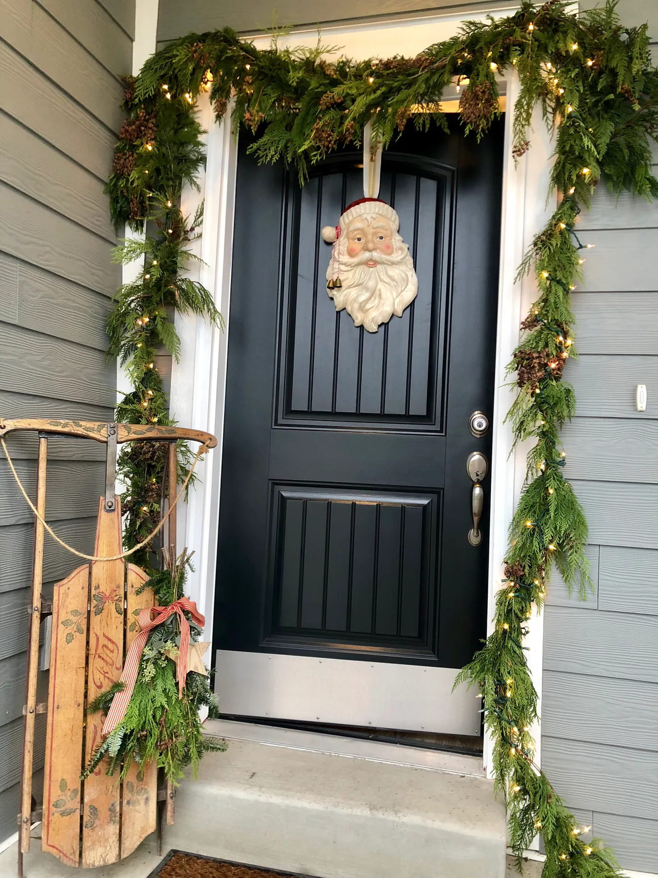 Christmas Porches & Holiday Door Decor Blog Hop - LeCultivateur