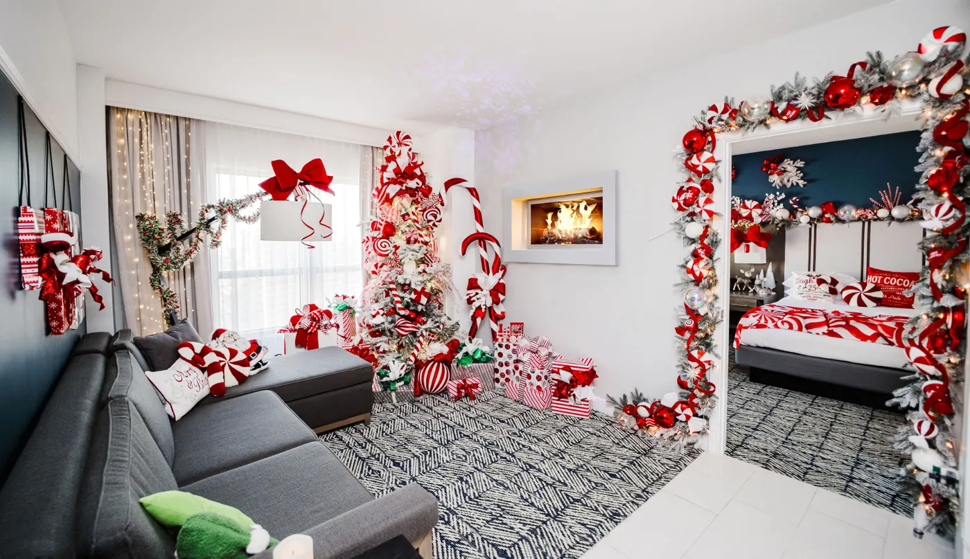 Christmas Themed Rooms Houston | Tinsel Town
