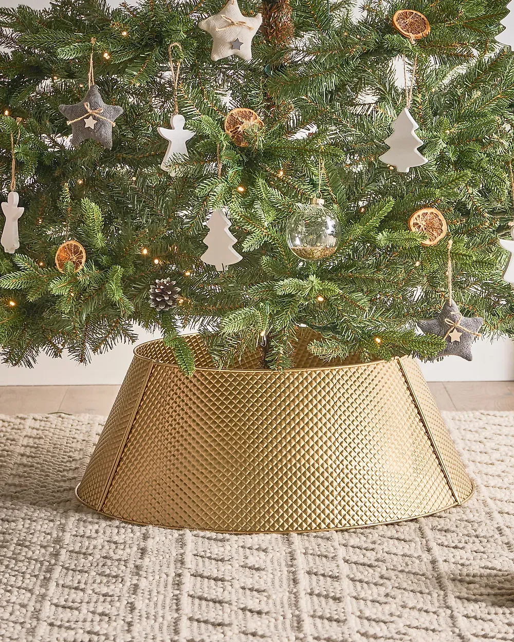 Christmas Tree Collar LAPUA 64 cm Iron Gold - Beliani.de