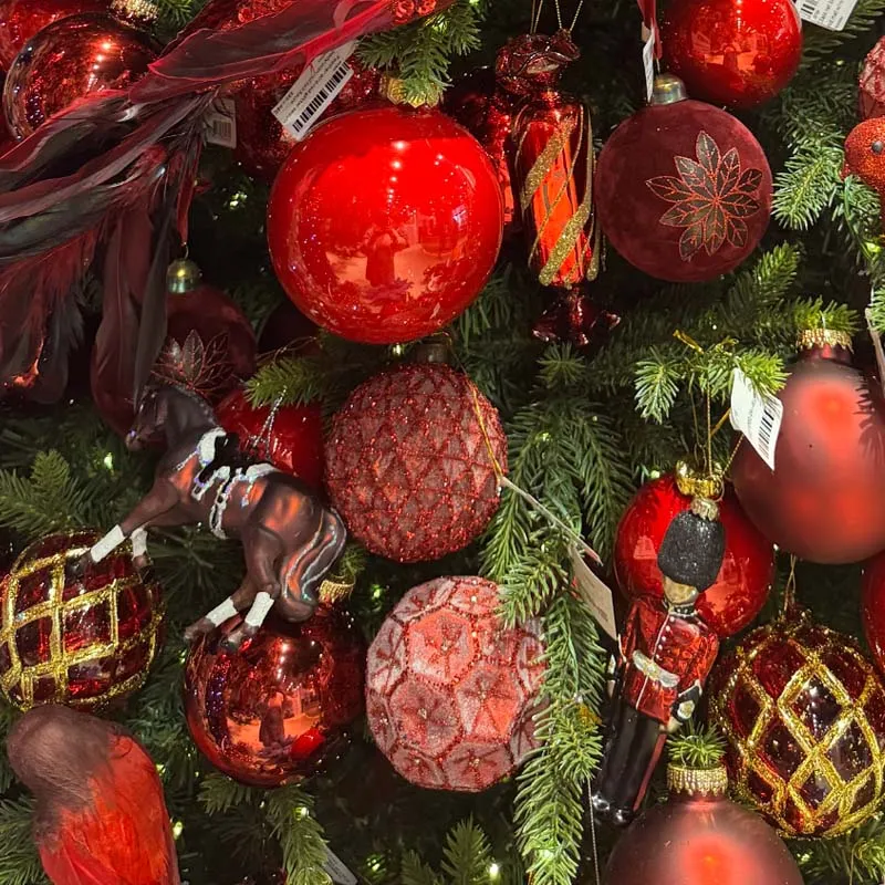 Christmas Tree in red & burgundy tones Crimson Celebration 1.8 m - Delivery  in Dubai | Flower Power UAE