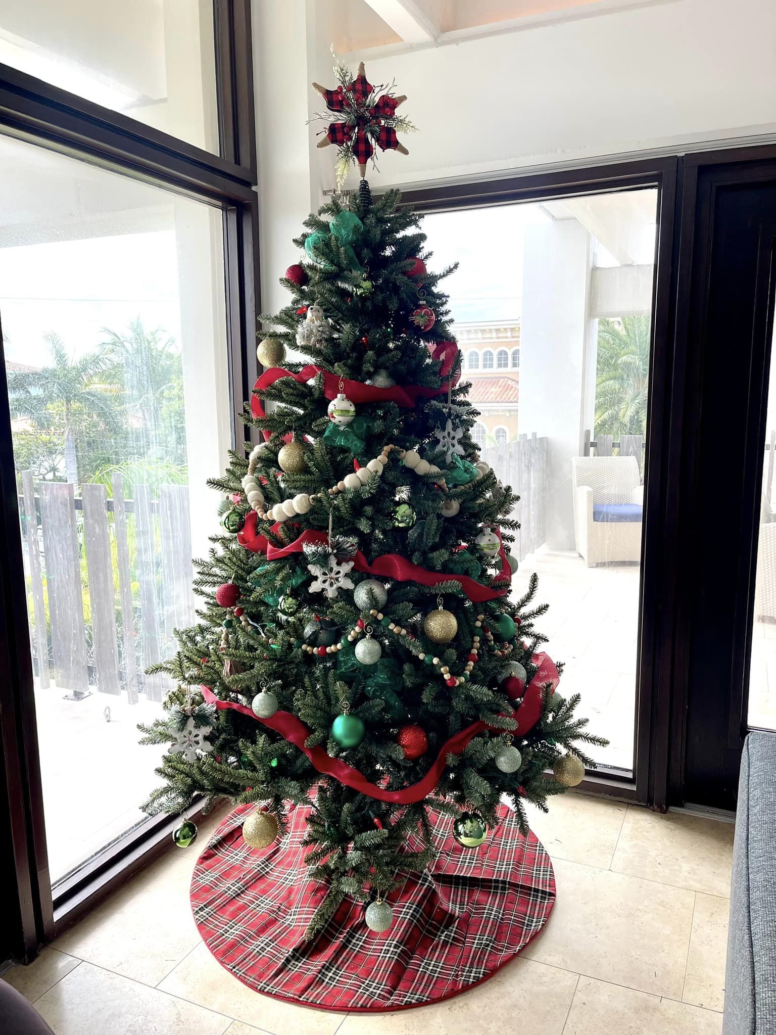 Christmas Tree Rentals! | Sandytoes