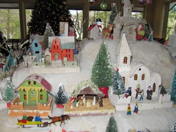 Christmas Village Putzes and train layouts submitted for 2009