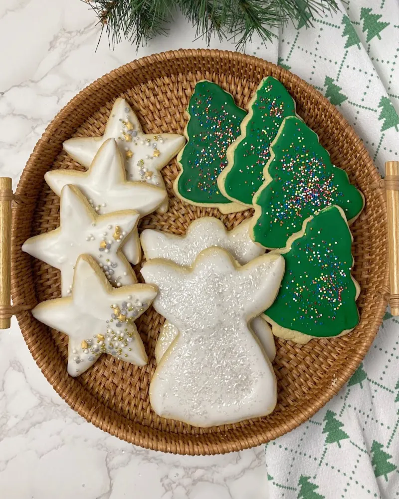 Classic Christmas Decorated Cookie Set - Duke Bakery | Local Bakery since  1951