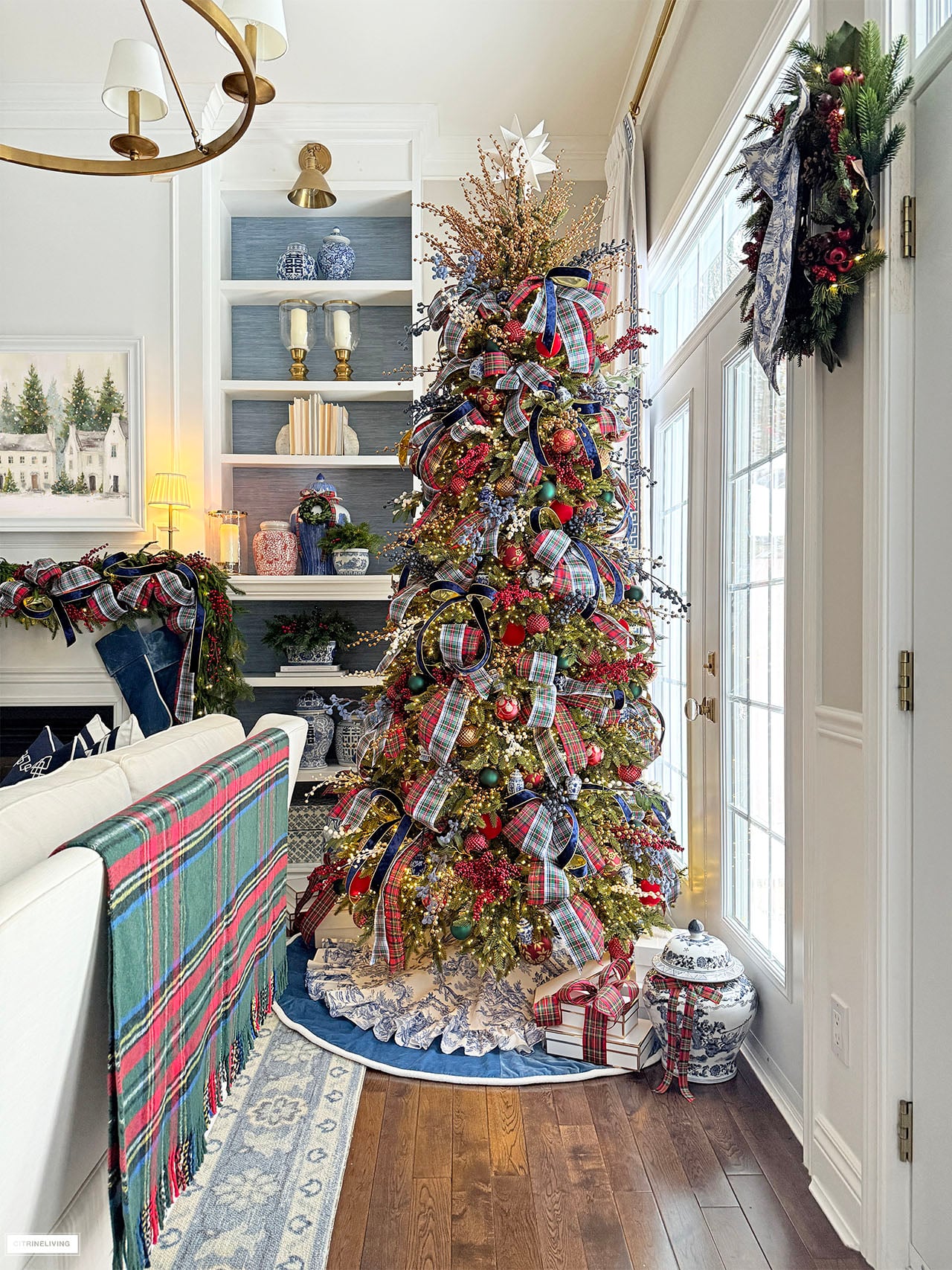 CLASSIC CHRISTMAS TREE | CITRINELIVING
