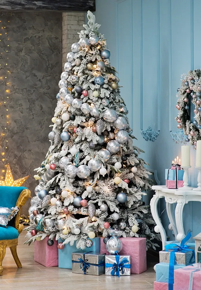 Collection of Christmas Trees and the History of This Holiday Staple - Town  & Country Living