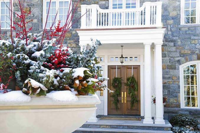Colorado Fall and Winter Container Decor Tips - Lifescape Colorado