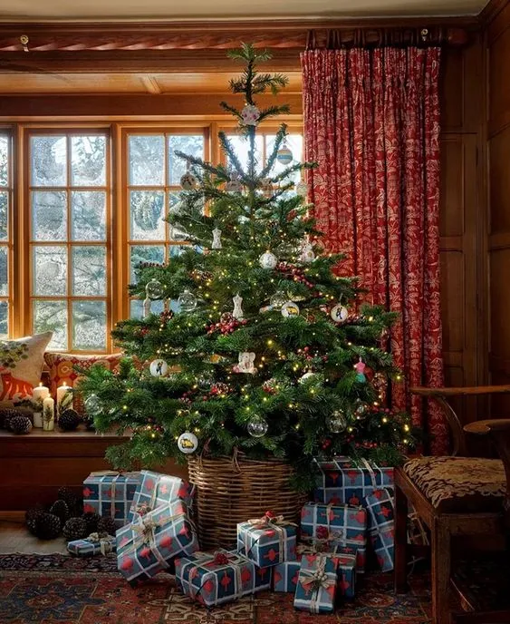 Country Cottage Christmas Decorations How To Decorate Cottage Style For  Christmas Janet Clark At Home