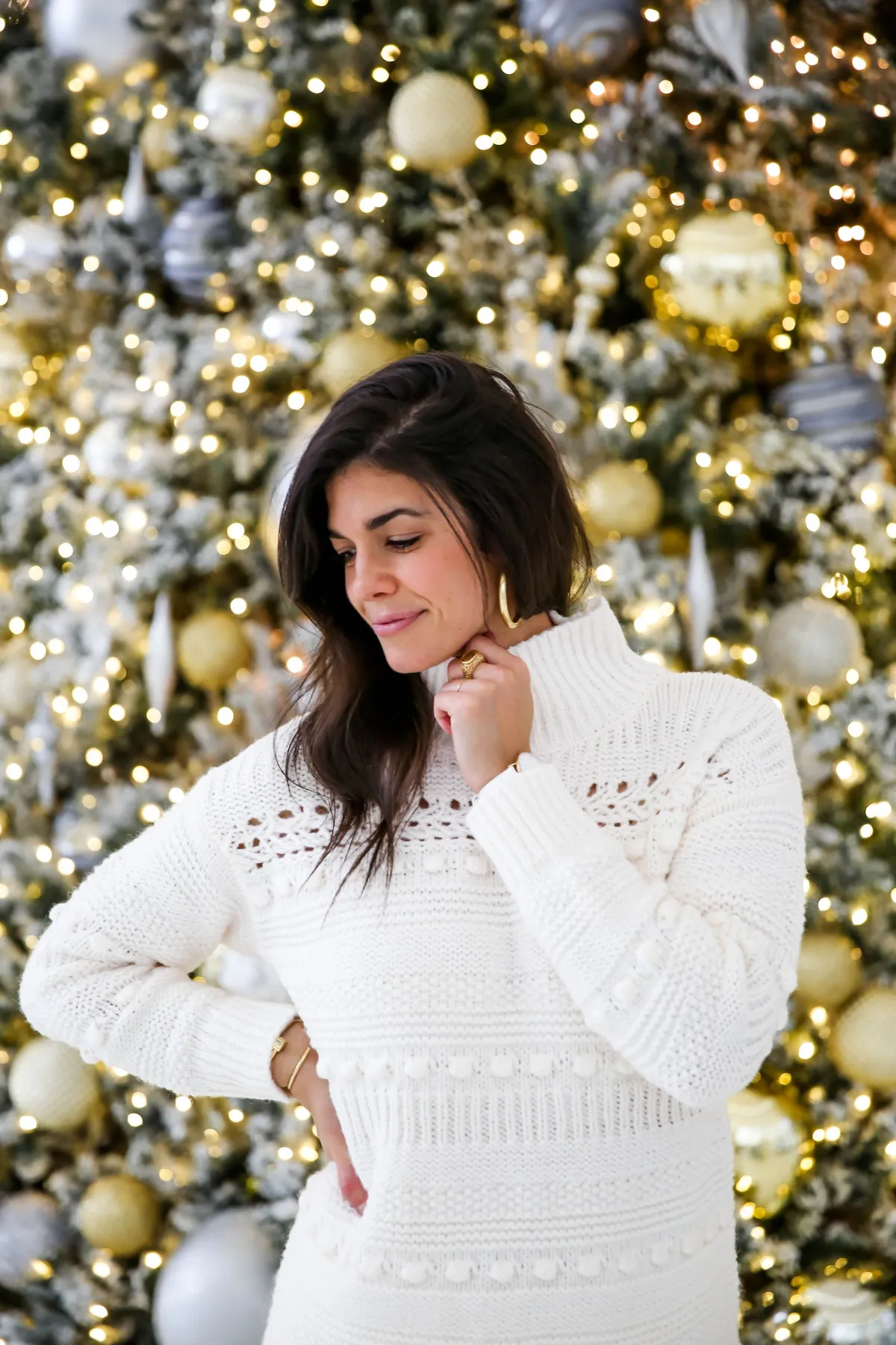 Cozy Chic in Winter White - Lauren Schwaiger