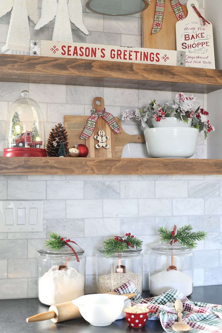 Cozy Farmhouse Christmas Home Tour