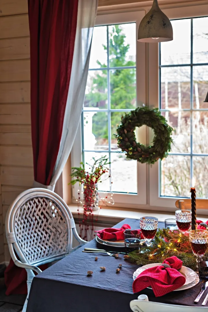 Creative Christmas Dining Ideas - Town & Country Living