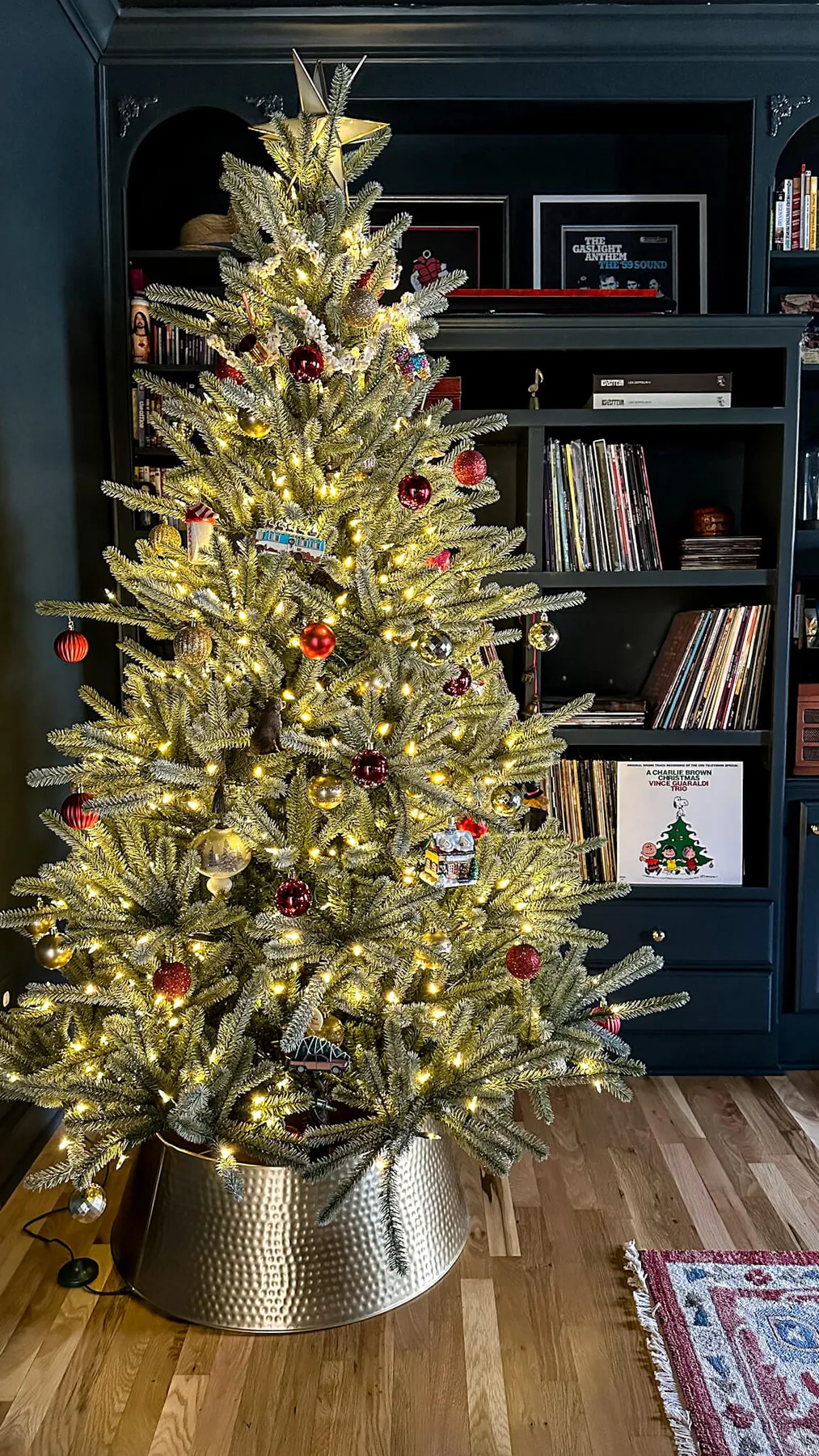 Deck the Halls: Your Guide to Choosing the perfect Christmas Tree -  allisonskiff.com