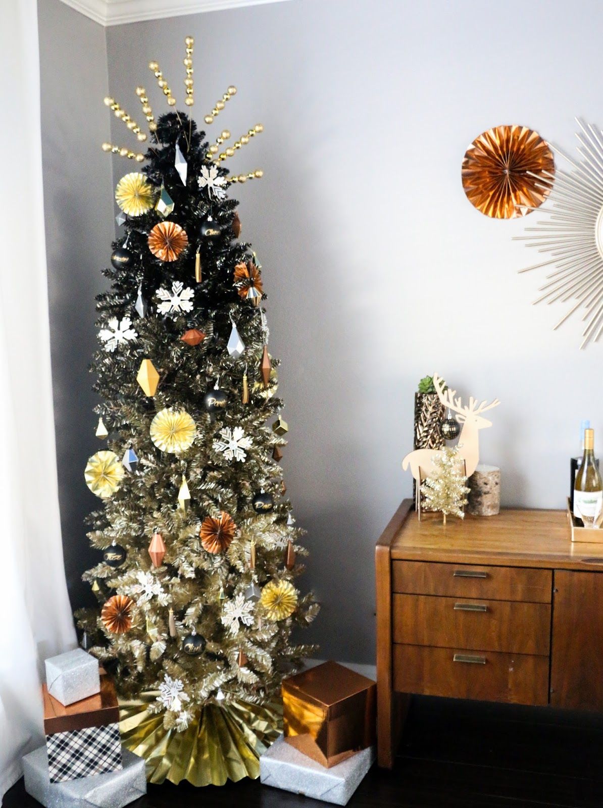 Decorate It - A Black and Gold Ombrè Tree - A Kailo Chic Life
