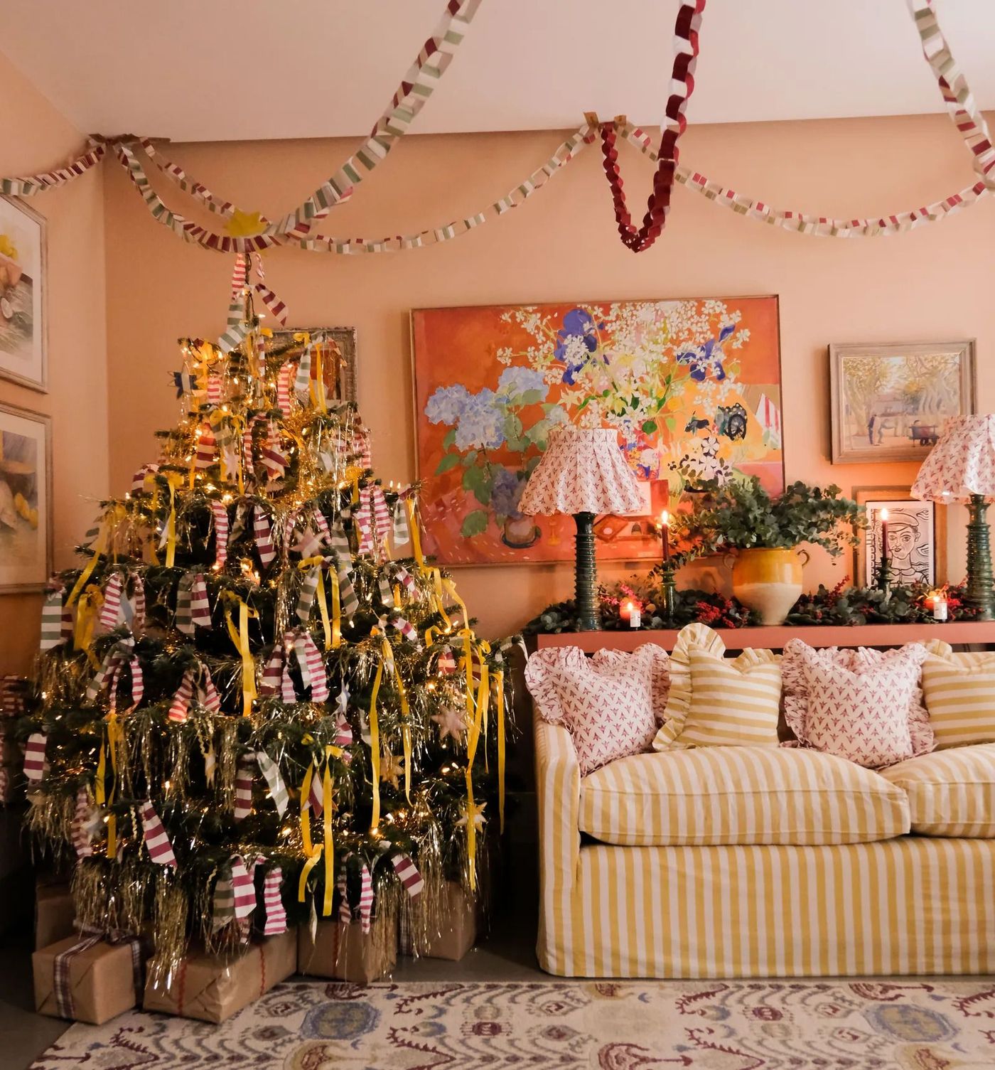 Decorating the Christmas Tree: The Top Dos and Don'ts by an AD Stylist | AD  Middle East