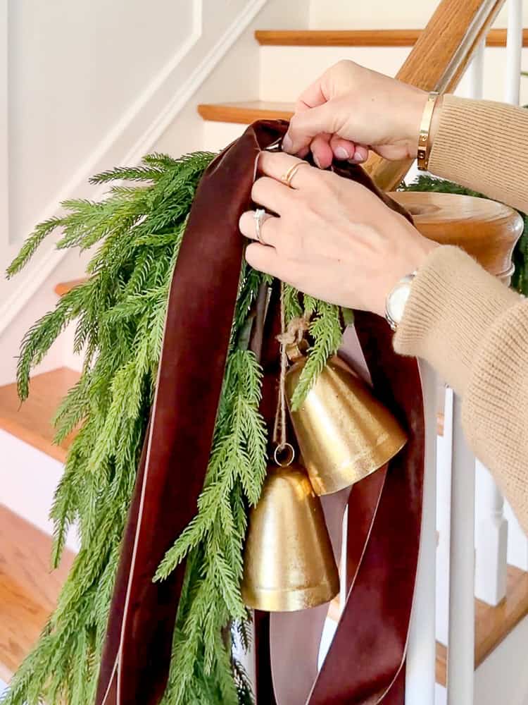 Decorating with Christmas Bells - Stefana Silber