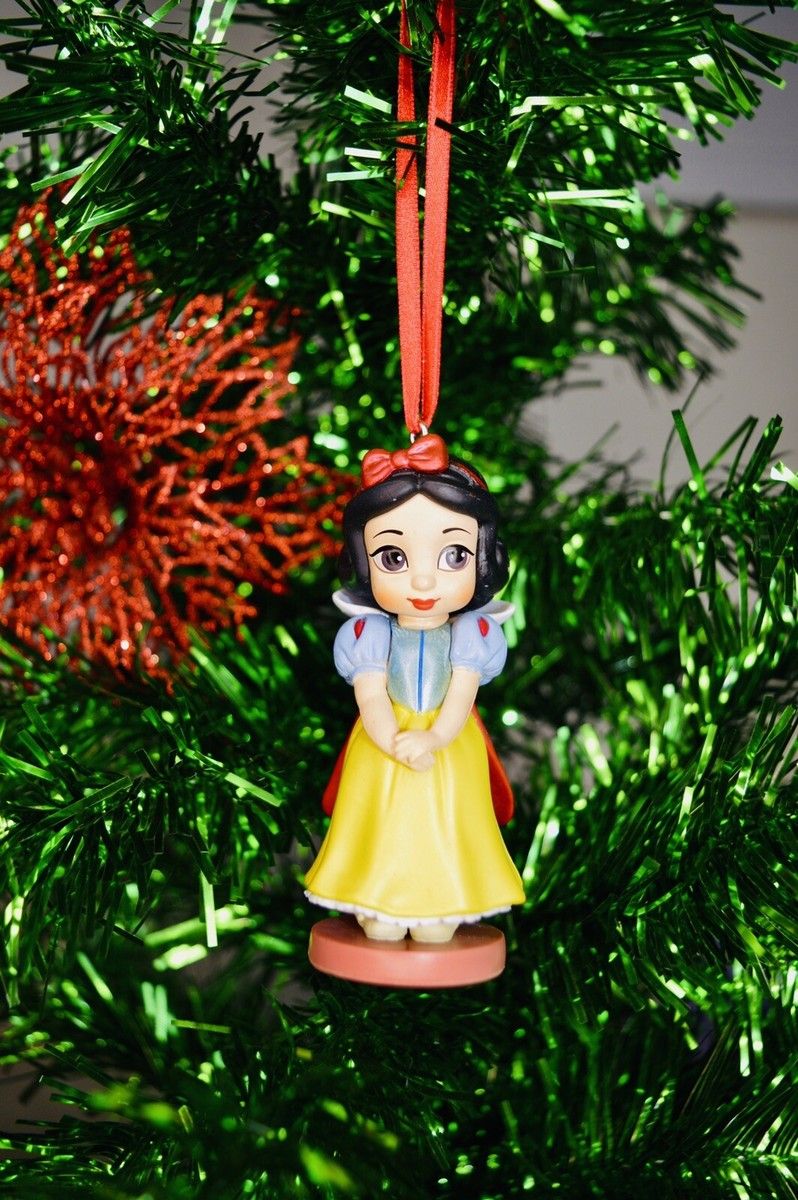 Decoration Disney Characters Christmas Tree Disney Tree Ideas Disney  Characters Christmas Tree, Disney Christmas Tree Decorations,
