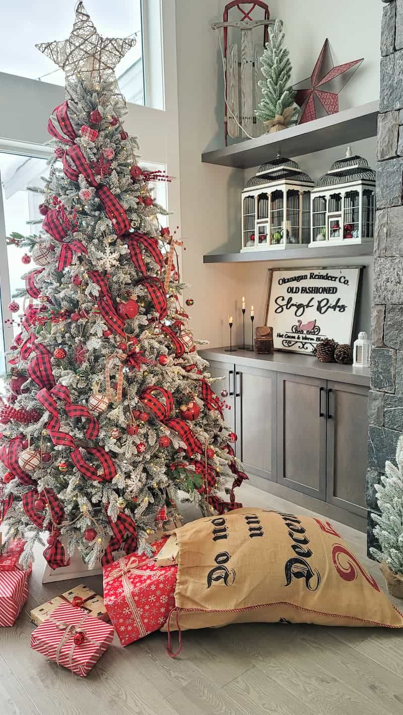 Elegant Christmas Tree Decorating Ideas You Will Love - Sweet Valley Acres