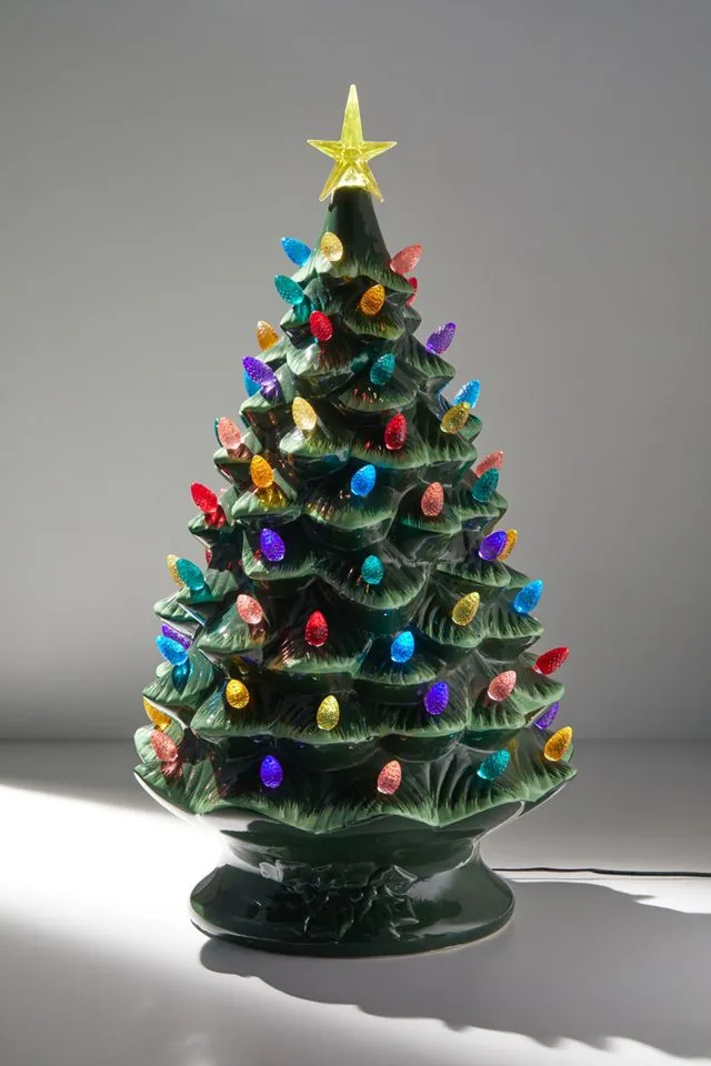 Extra-Large Nostalgic Christmas Tree Light | Urban Outfitters