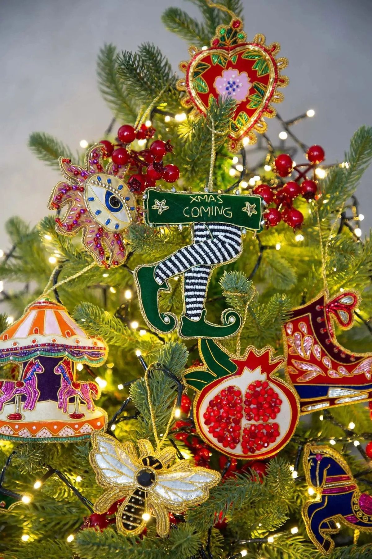 Fabric Hand-Embroidered Ornament Set of 6 — Il Natale del Re – Amprio Milano