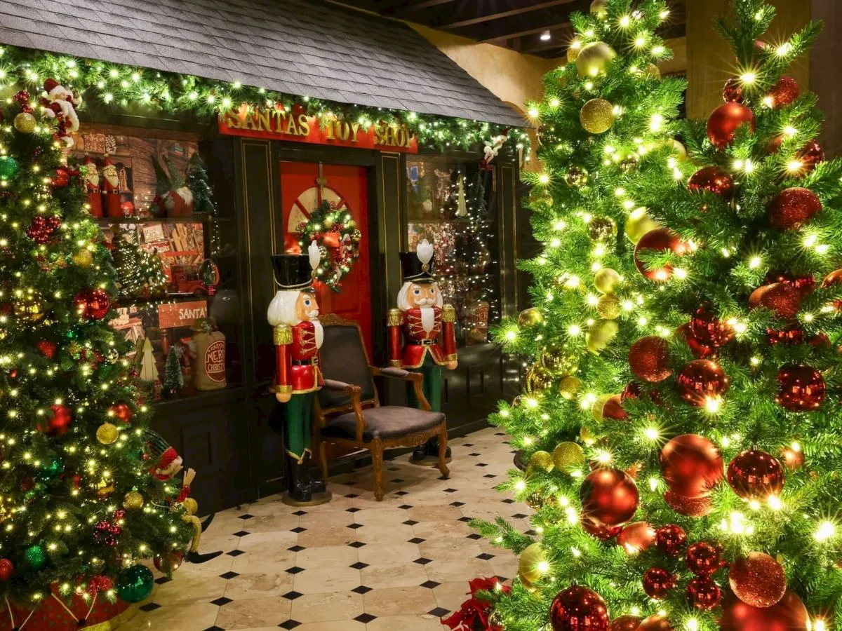 Festival of Lights | Christmas at The Mission Inn