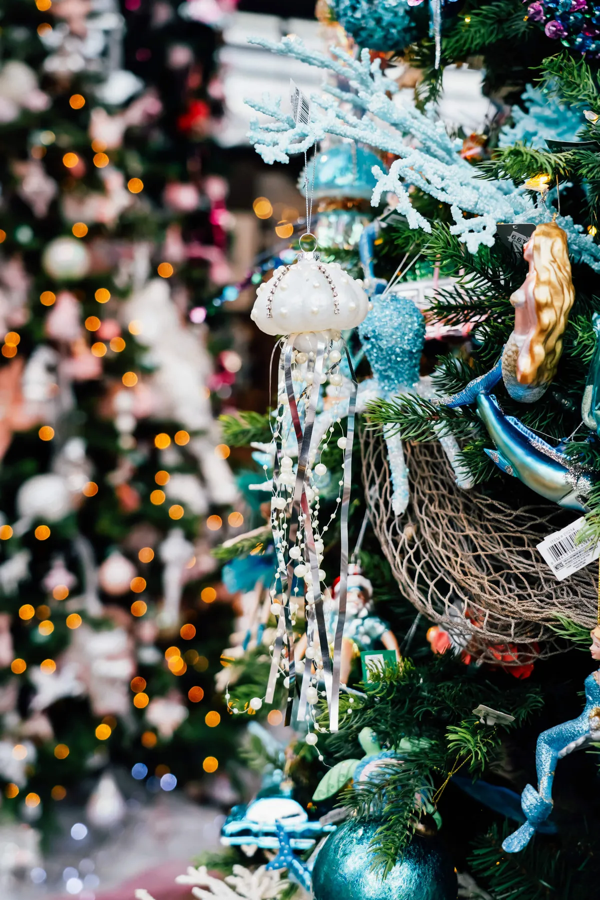 Fun & Unique Themed Trees To Try This Christmas -