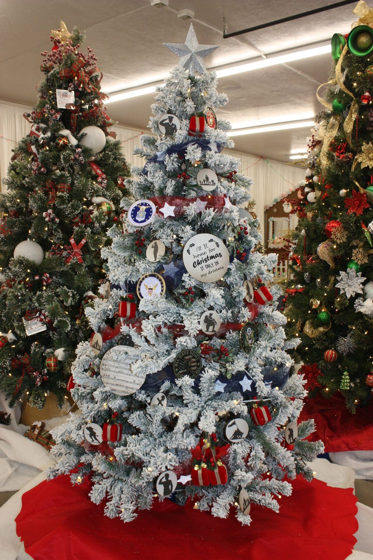 Gallery - Bingham County Christmas Tree Fantasy